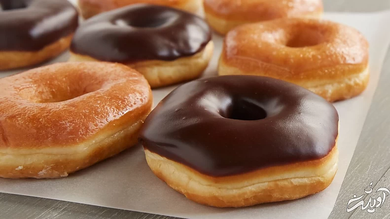 دونات شکلاتی